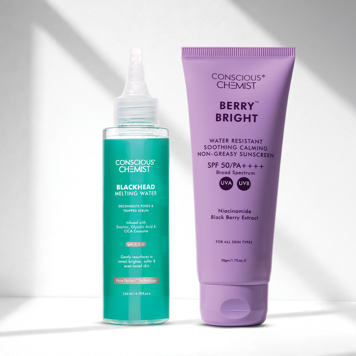 Deeply hydrates, replenishes the skin barrier, and helps restore soft, plump, healthy-looking skin throughout the day.