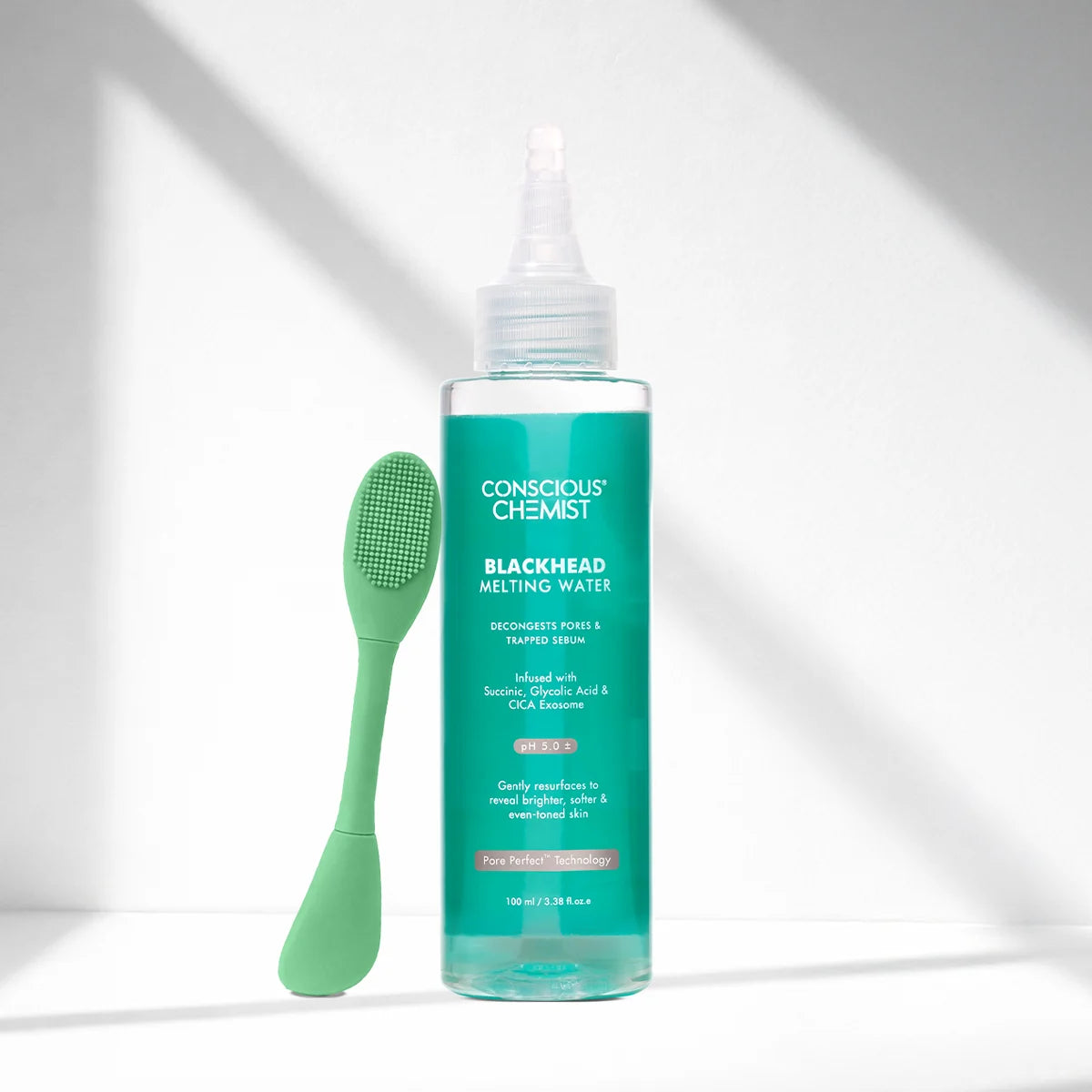 Blackhead Removal Duo | Blackhead Melting Water - 130 ml & Silicone Brush