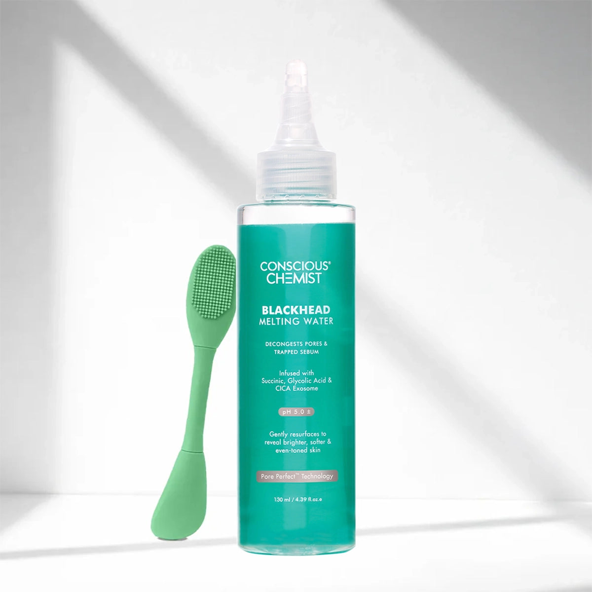 Blackhead Removal Duo | Blackhead Melting Water - 130 ml & Silicone Brush